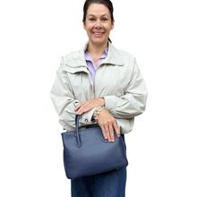 Maxima Handtasche klein blue chiaro mittelblau dunkelblau von Maxima