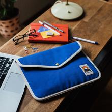 Ykra Laptop Case S von Ykra Design KFT.