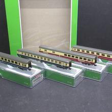 Arnold (Hornby) HN4265 4-tlg. Wagen Set Intercity 106 Rheinpfeil DB Lackierung rot + blau/creme Spur N OVP von Arnold (Hornby)