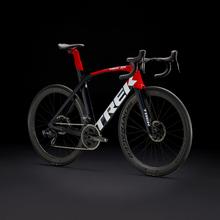 TREK Madone SLR 7 eTap / SRAM Force AXS 12 / RH 54 cm / Trek - Segafredo Team / Bontrager Carbon Laufradsatz / 2022 von TREK