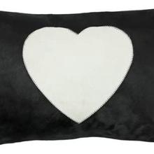 Kuhfell Kissen Herz Schwarz Weiß von Mars & More