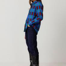 SKFK Asune Shirt Damen Bluse geo print blau von SKFK
