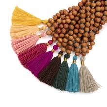 Mala Yoga Kette mit Sandelholz-Duft, farbige Quaste, 108 Perlen von Bodhi