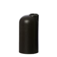 Anna Keramikvase klein mit Sandfinish in schwarz von OOHH von OOHH